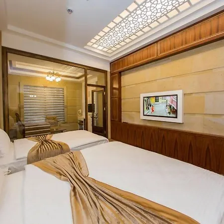 Hotel Gherdan Gold 4*